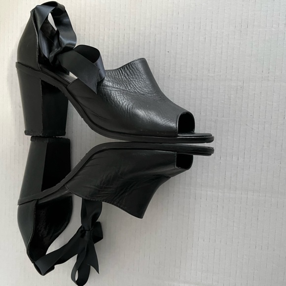 RUDSAK PEEP TOE SANDAL WITH ANKLE TIE - Picture 11 of 17